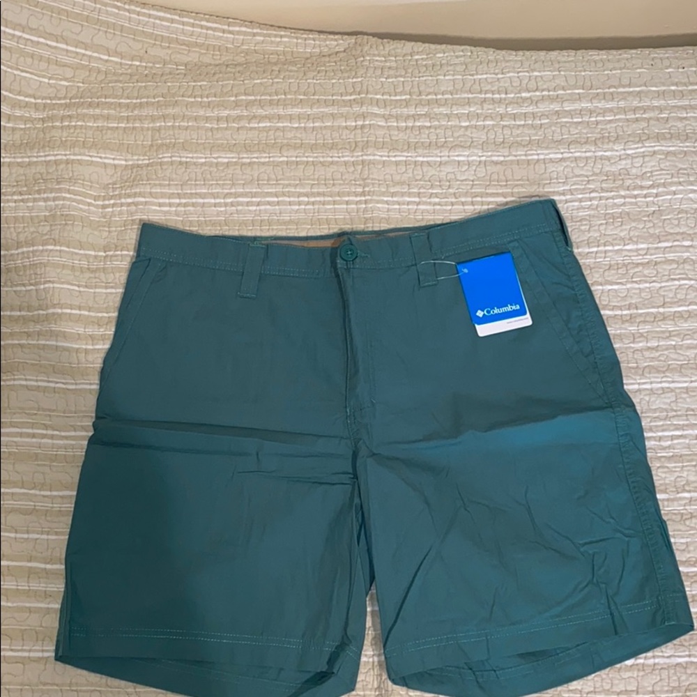 NWT men’s Columbia shorts